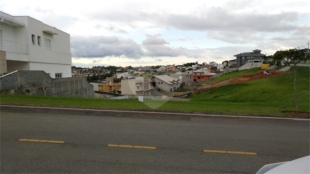 Terreno no Condomínio Terras de Santa Adélia 