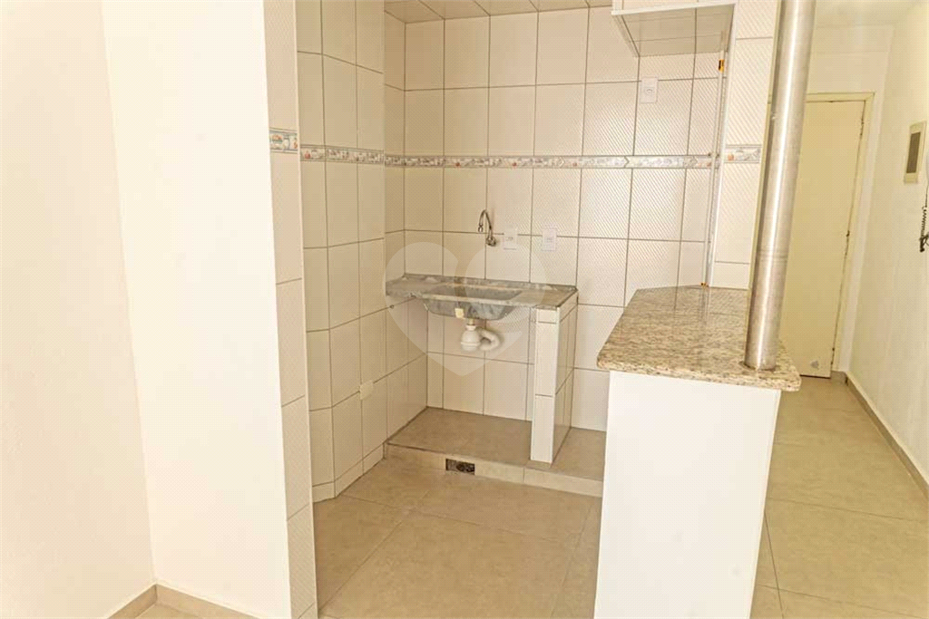 APARTAMENTO em SANTA CECÍLIA
