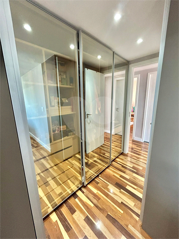 Apartamento  bairro Santa Terezinha, 139 metros, 3 suítes e 3 vagas 