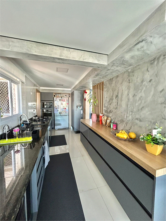 Apartamento  bairro Santa Terezinha, 139 metros, 3 suítes e 3 vagas 
