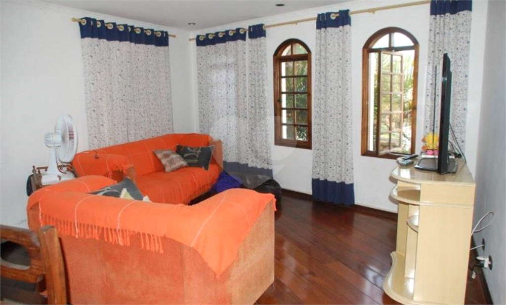 SOBRADO em JARDIM PINHAL