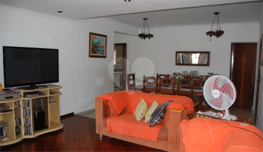 SOBRADO em JARDIM PINHAL