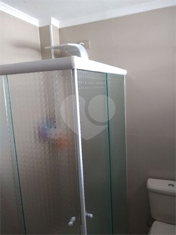 APARTAMENTO em CENTRO