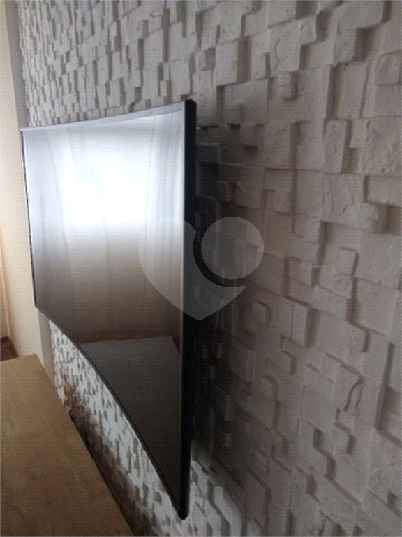 APARTAMENTO em CENTRO
