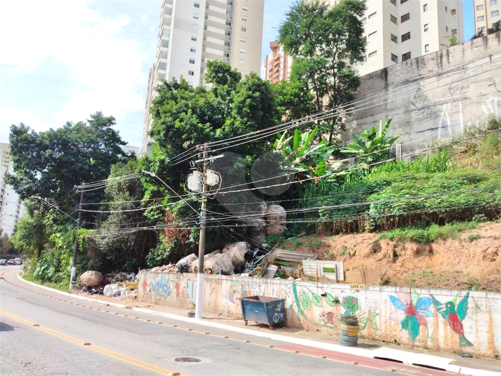 TERRENO em MORUMBI