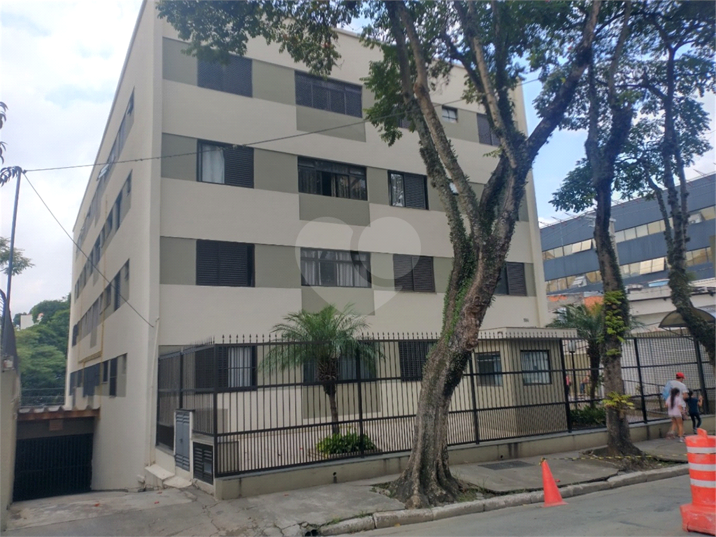 APARTAMENTO em MANDAQUI