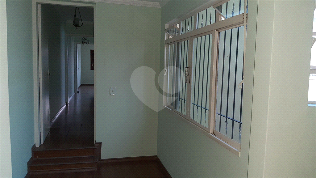 Sobrado no Edu Chaves 3 dormitórios, 2 vagas e ótima distribuição.