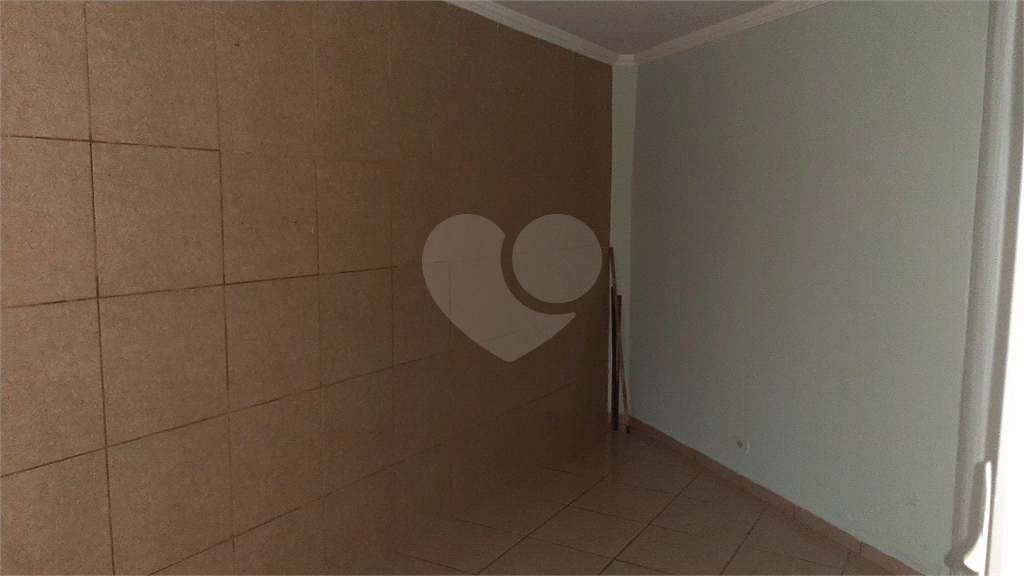 Sobrado no Edu Chaves 3 dormitórios, 2 vagas e ótima distribuição.