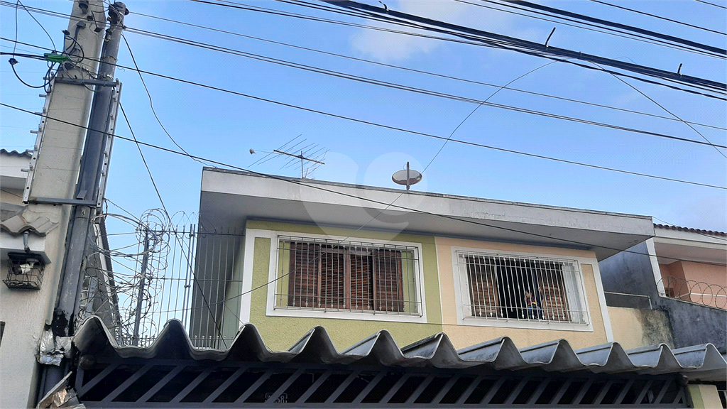 Sobrado no Edu Chaves 3 dormitórios, 2 vagas e ótima distribuição.