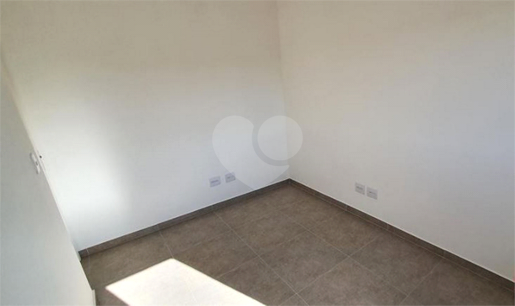 APARTAMENTO em CASA VERDE