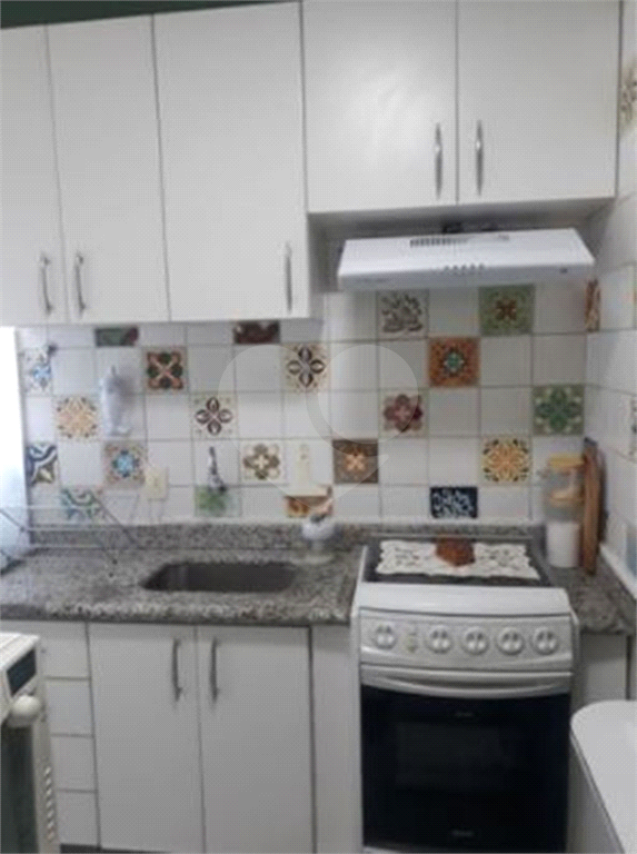 APARTAMENTO em CASA VERDE