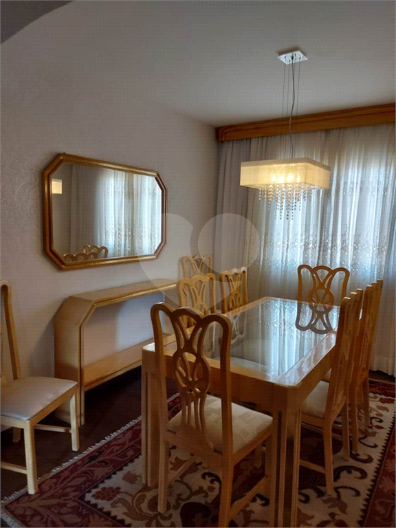 APARTAMENTO em TREMEMBÉ