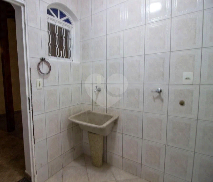 Casa à venda com 3 quartos, 220m² - Foto 35