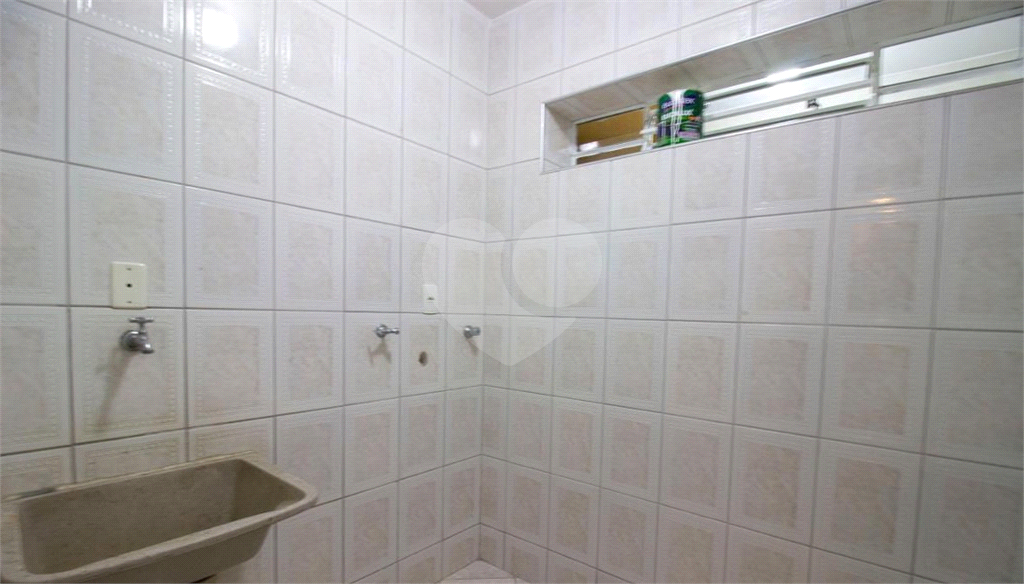 Casa à venda com 3 quartos, 220m² - Foto 34