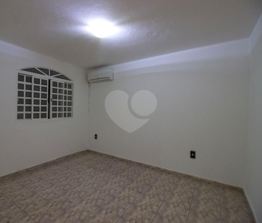 Casa à venda com 3 quartos, 220m² - Foto 36