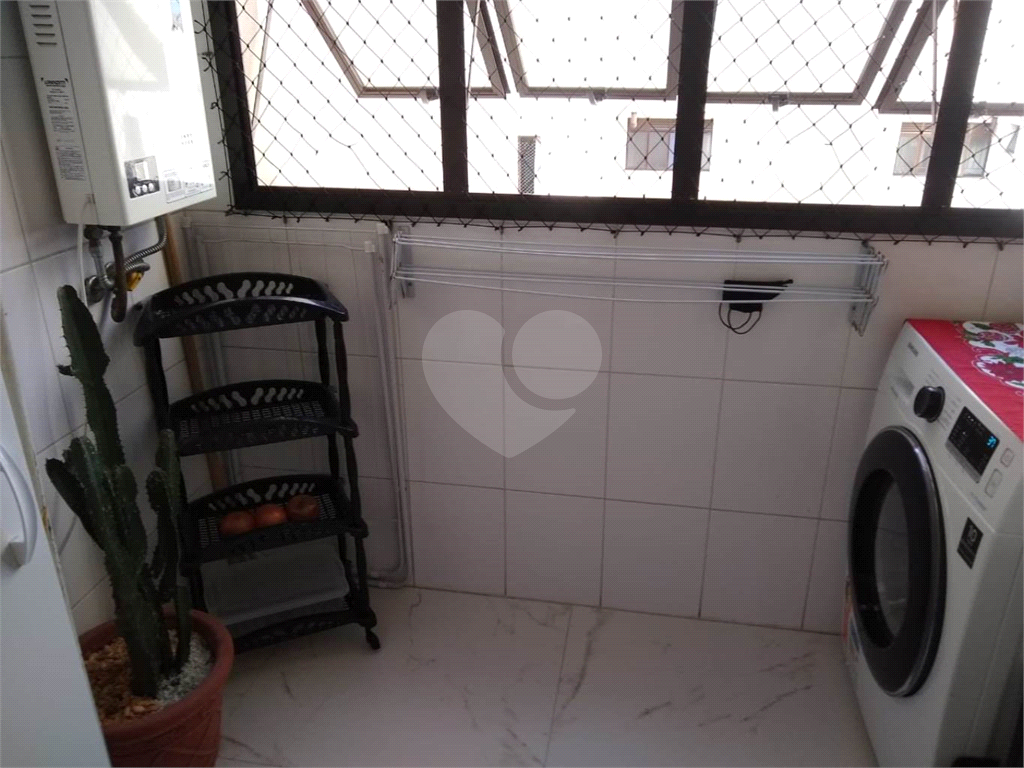 APARTAMENTO em TREMEMBÉ
