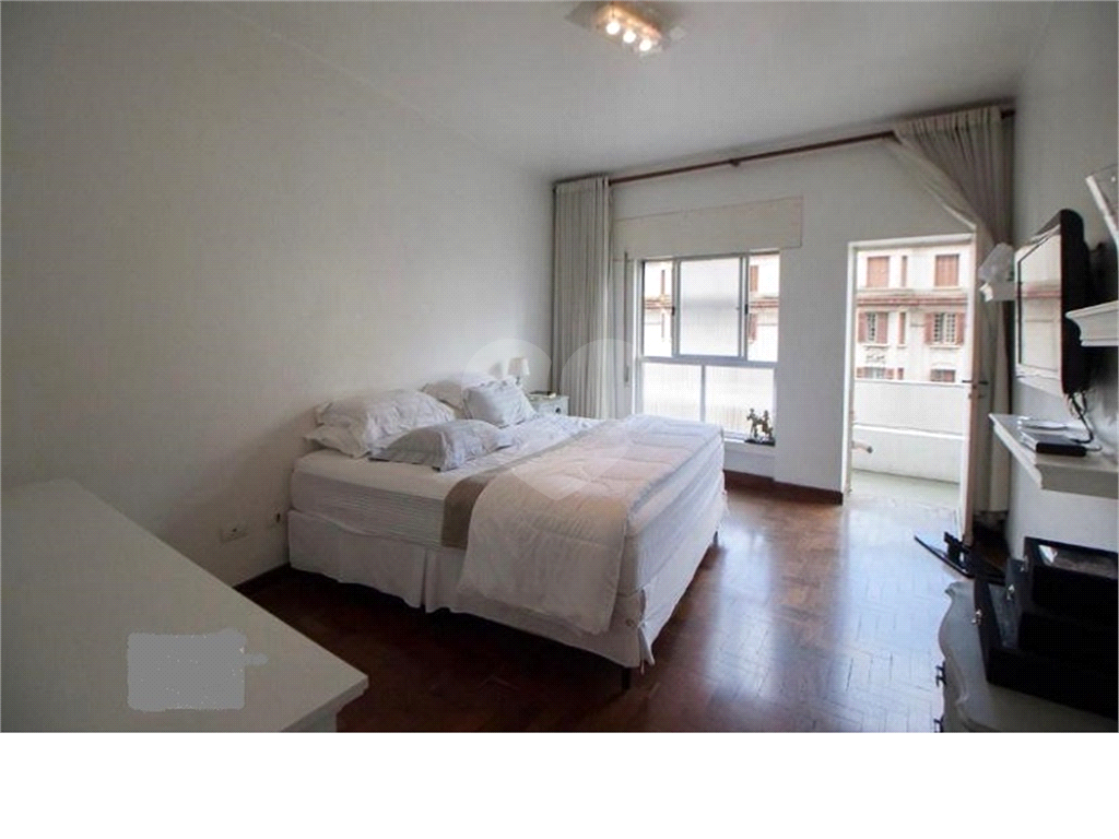 Apartamento à venda com 2 quartos, 107m² - Foto 4