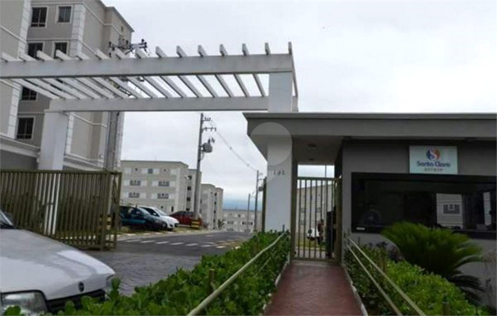 APARTAMENTO em VILA ALZIRA