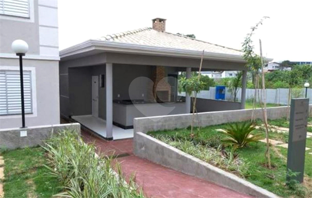 APARTAMENTO em VILA ALZIRA