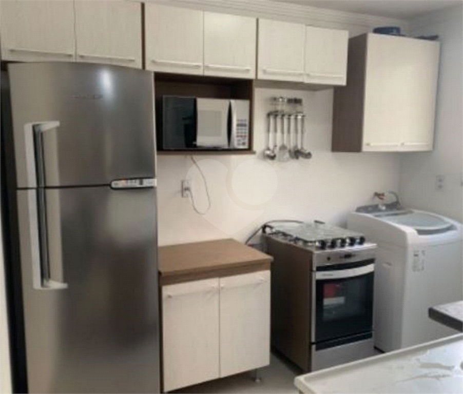 APARTAMENTO em VILA ALZIRA