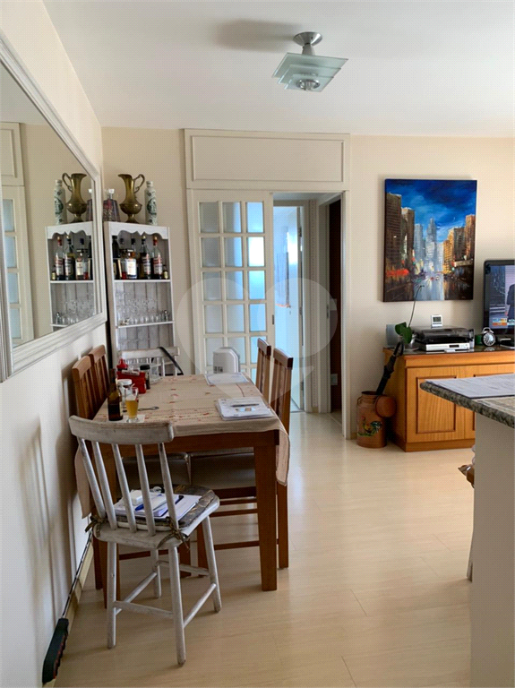 APARTAMENTO em VILA GUARANI