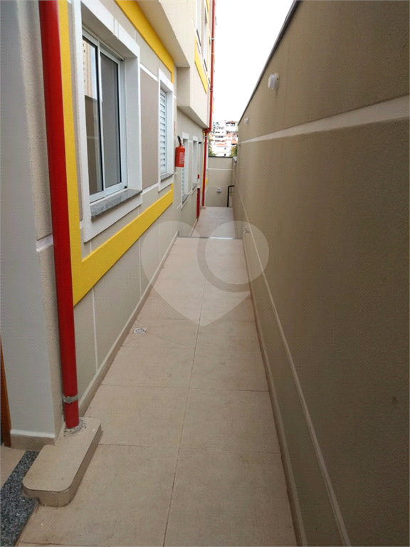 Condomínio de 18 casas, 2 dormitórios, 1 vaga no bairro de  Vila Gustavo