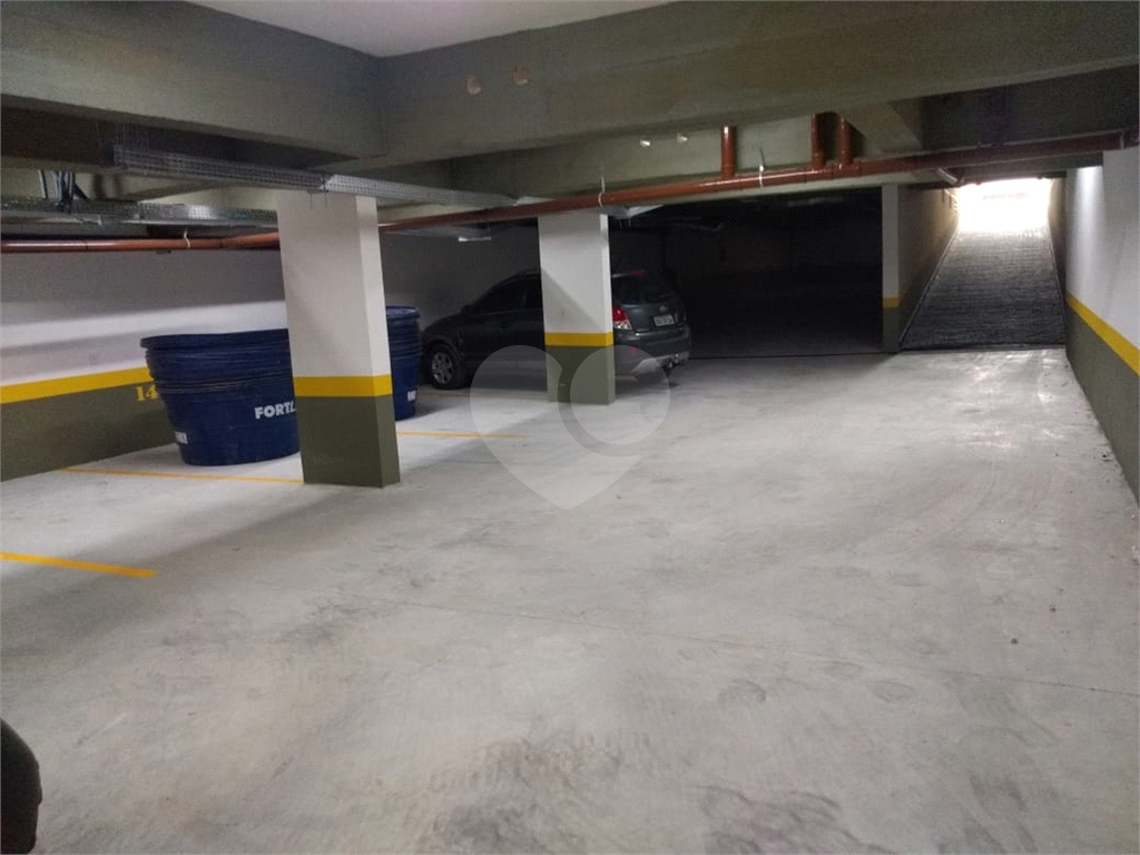 Condomínio de 18 casas, 2 dormitórios, 1 vaga no bairro de  Vila Gustavo