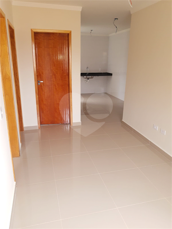 Condomínio de 18 casas, 2 dormitórios, 1 vaga no bairro de  Vila Gustavo