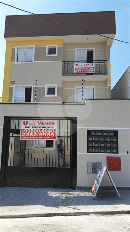 Condomínio de 18 casas, 2 dormitórios, 1 vaga no bairro de  Vila Gustavo