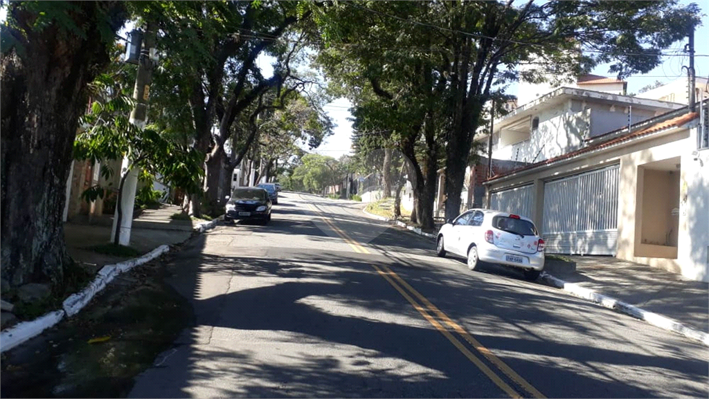 Terreno no Jardim São Bento com 600 metros  topografia plana para construção de Casa de Alto Padrão!
