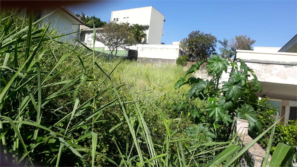 Terreno no Jardim São Bento com 600 metros  topografia plana para construção de Casa de Alto Padrão!