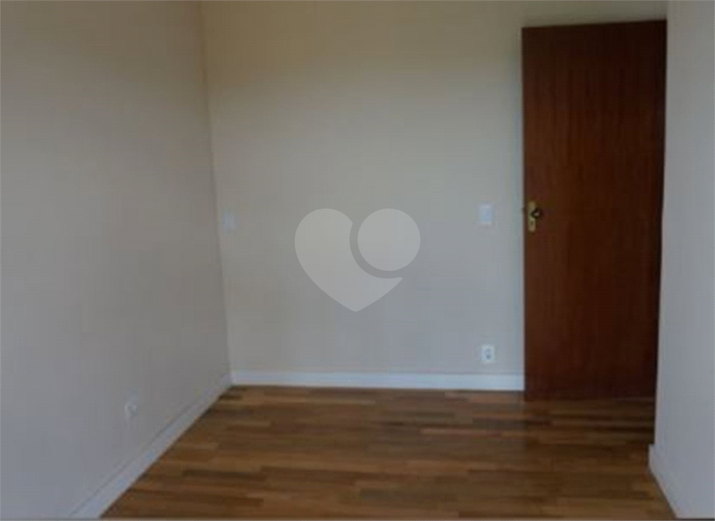 APARTAMENTO em ORTIZES