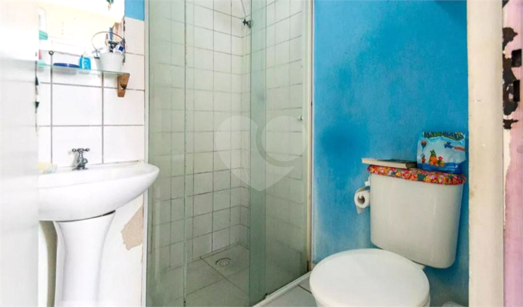 APARTAMENTO em CENTRO