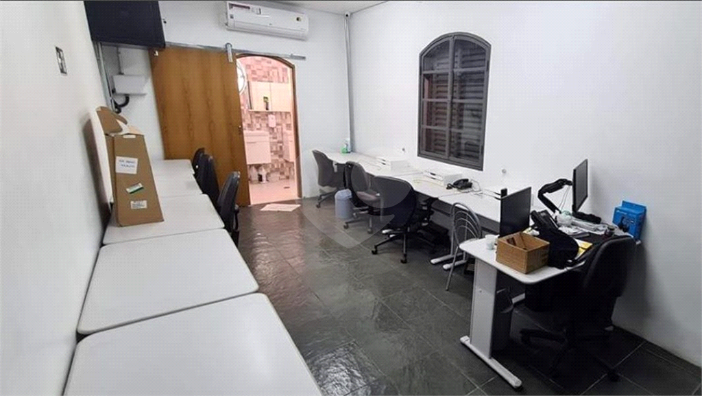 Sobrado à venda e aluguel com 9 quartos, 307m² - Foto 14