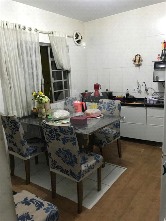 CASA TÉRREA em ITAQUERA