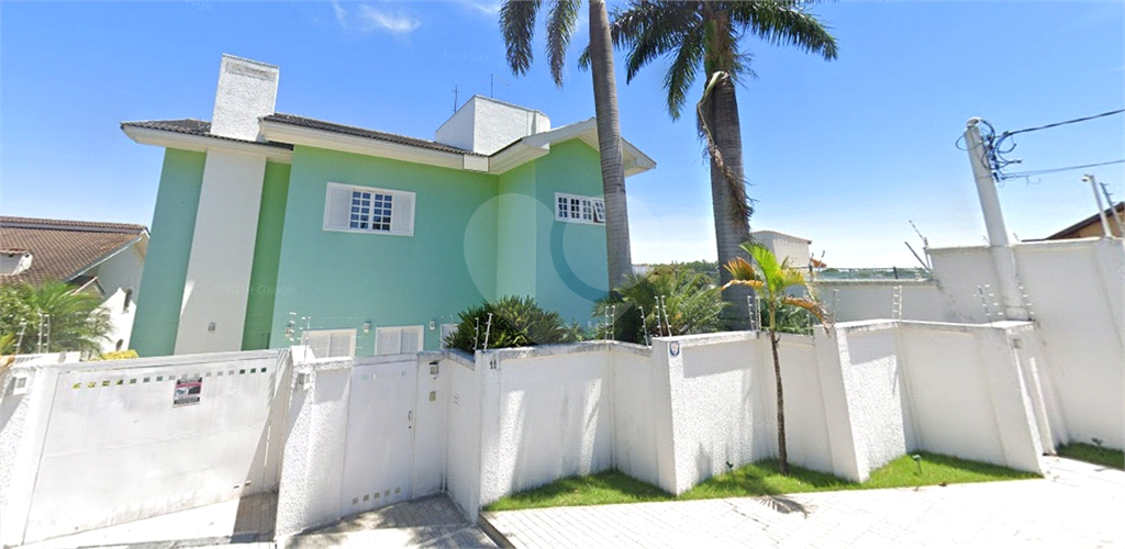 Tremembé Casa de Alto Padrão com elevador 1090 m² de área construída 7 suítes e linda área de lazer!