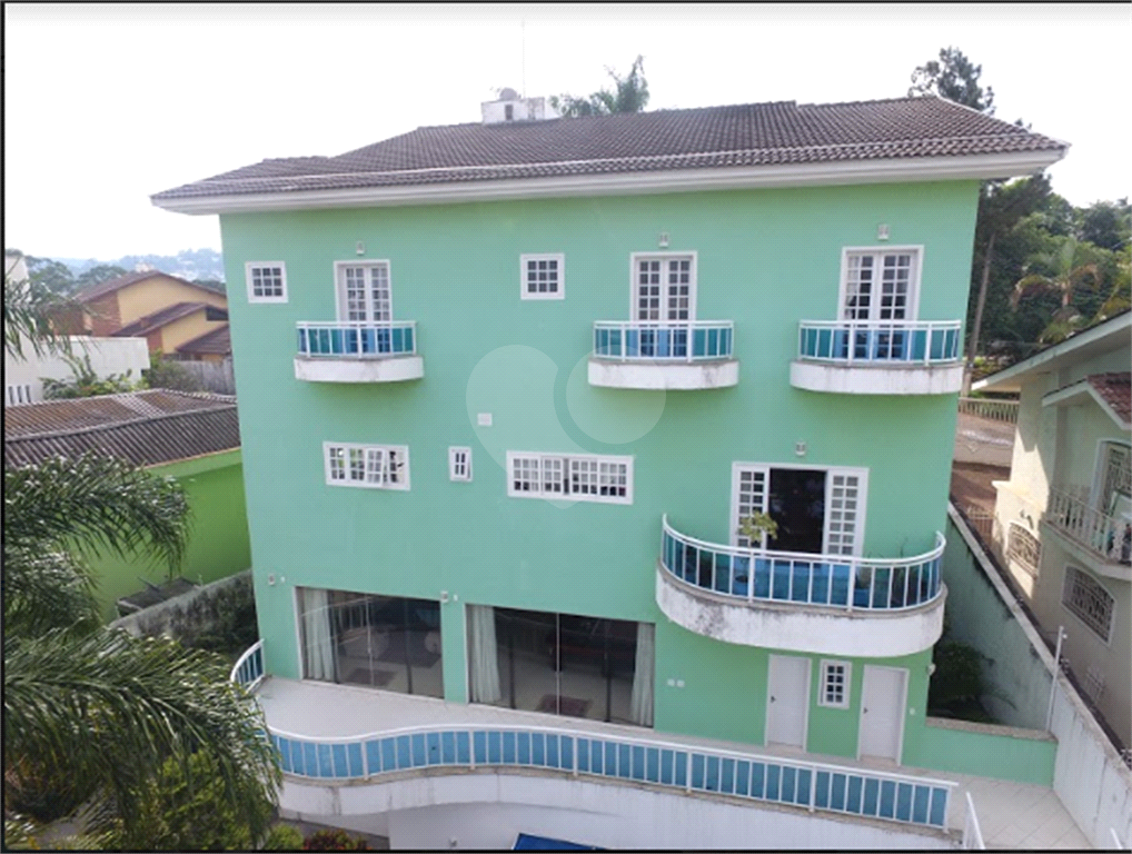 Tremembé Casa de Alto Padrão com elevador 1090 m² de área construída 7 suítes e linda área de lazer!