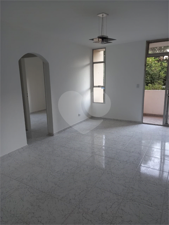 Lindo apartamento em um dos melhores  condomínios da zona norte e próximo ao  Metrô Tucuruvi!