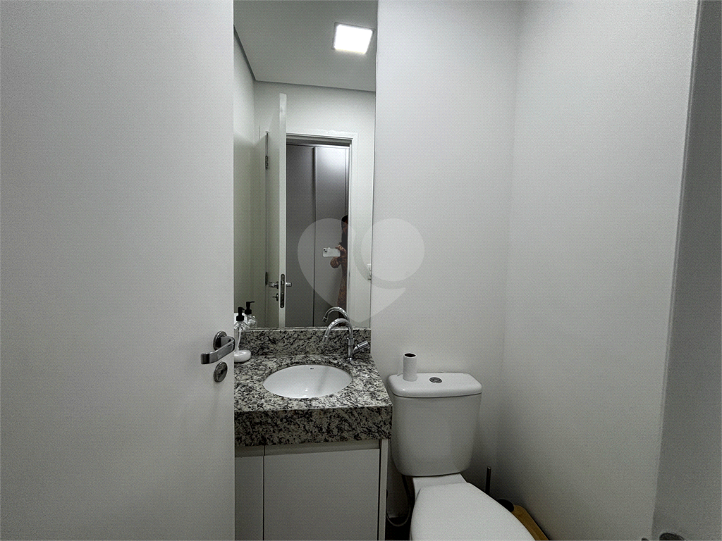 Lage comercial localizada em andar alto, com excelente localização em Santana.