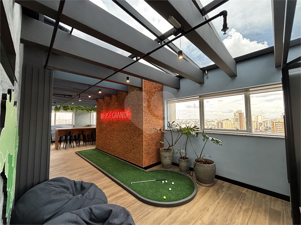 Lage comercial localizada em andar alto, com excelente localização em Santana.