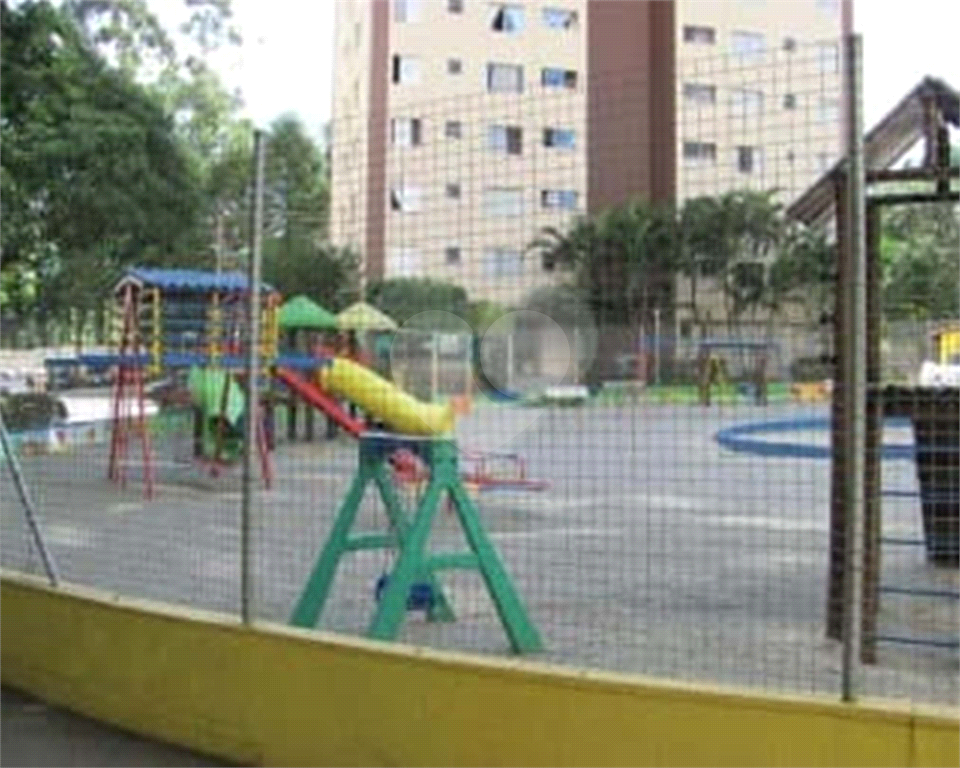 APARTAMENTO em HORTO