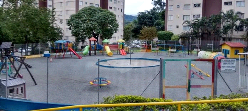 APARTAMENTO em HORTO