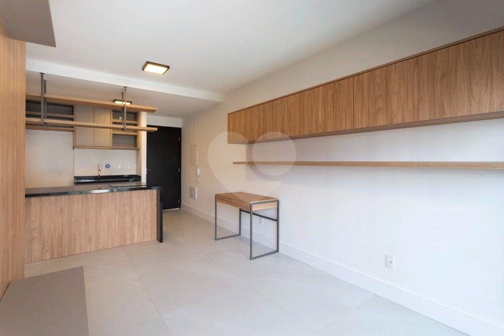 APARTAMENTO em VILA MADALENA
