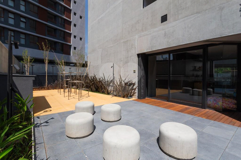 APARTAMENTO em VILA MADALENA