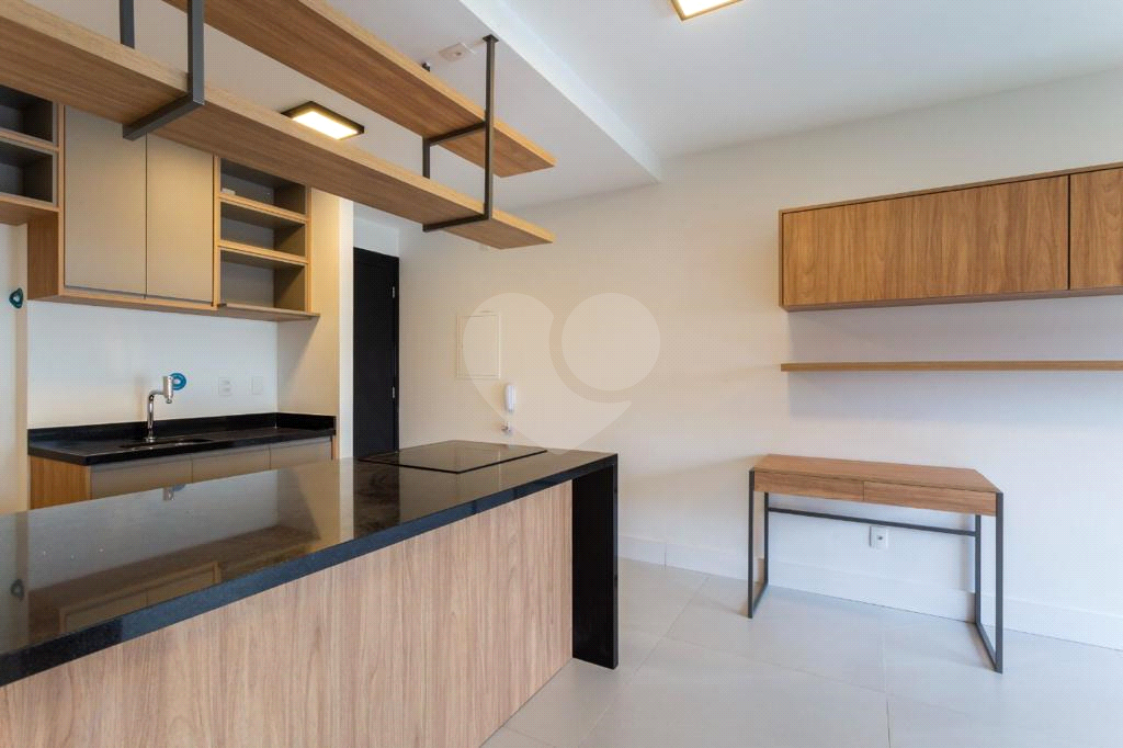 APARTAMENTO em VILA MADALENA