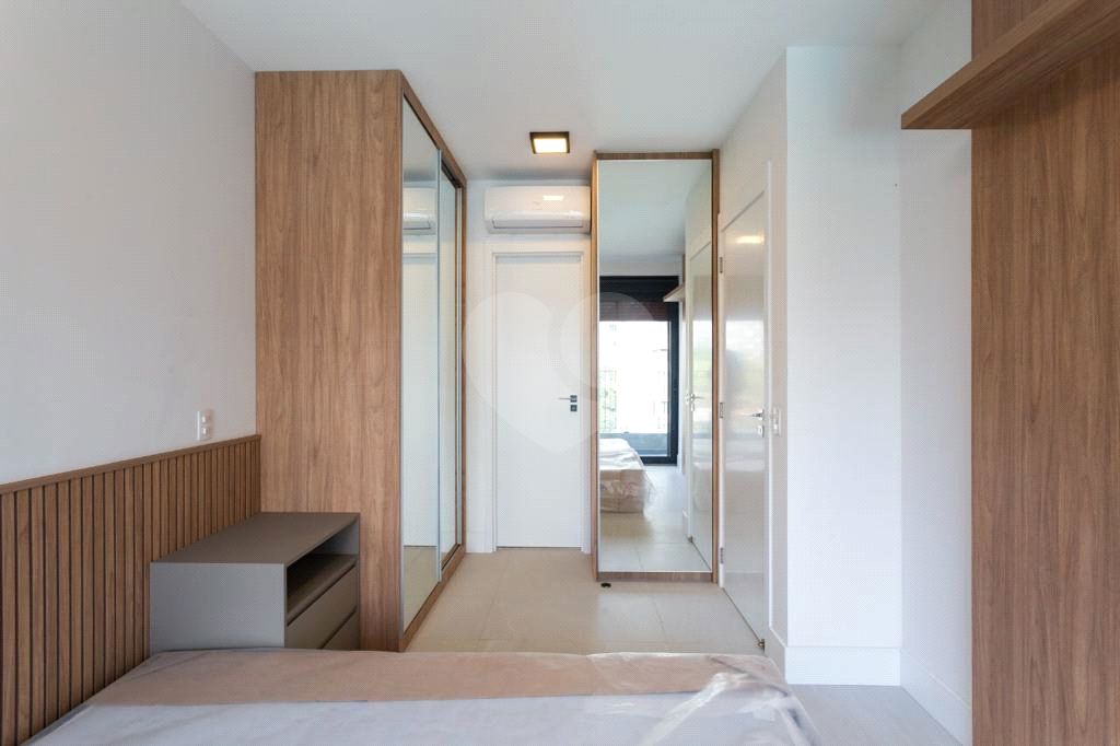 APARTAMENTO em VILA MADALENA