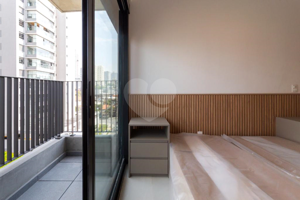 APARTAMENTO em VILA MADALENA