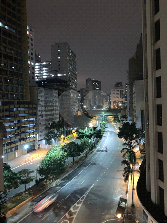 Amplo Apartamento no Centro