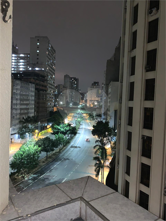 Amplo Apartamento no Centro