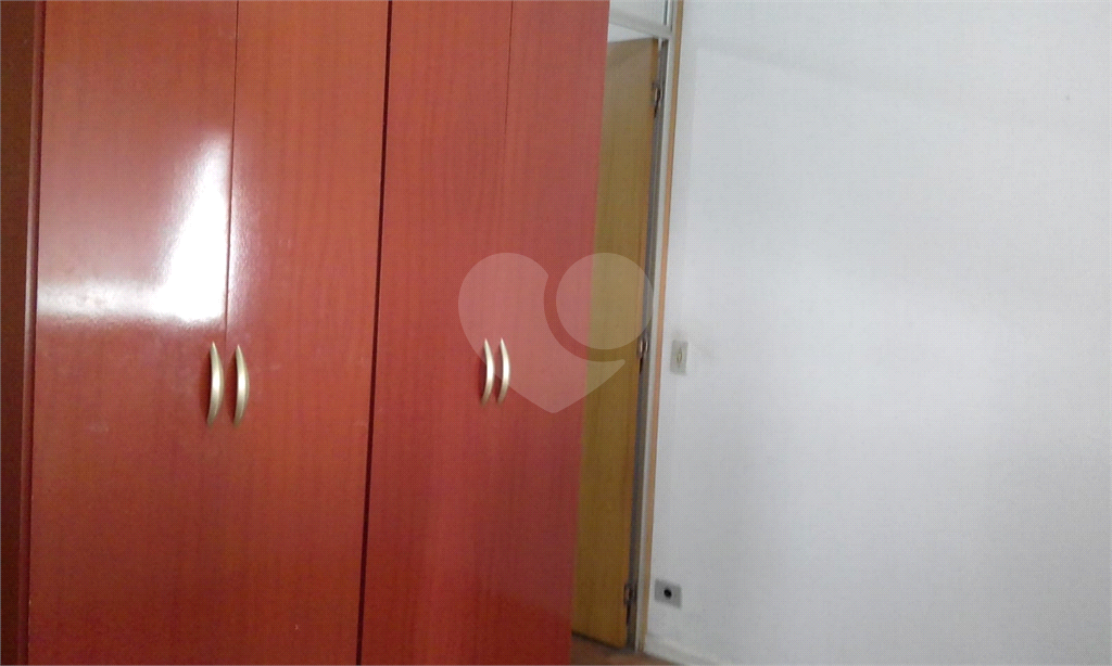 APARTAMENTO em CONSOLAÇÃO